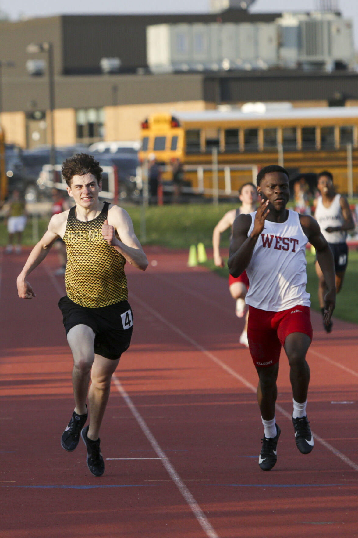 051222-qc-spt-district track-67.jpg